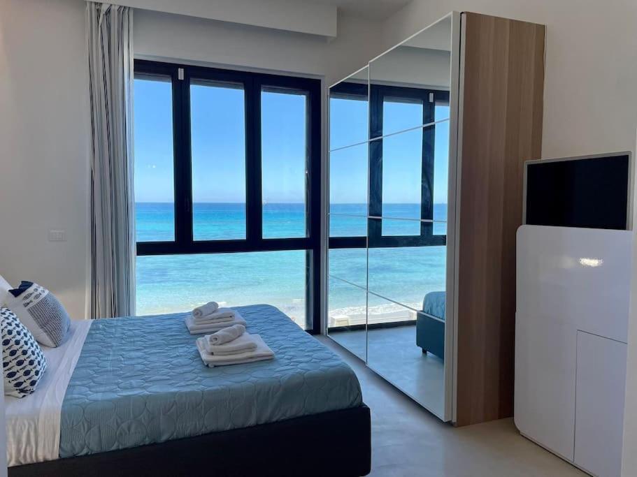 Ad Appena 50 Metri Dal Mare! Apartman Trapani Kültér fotó